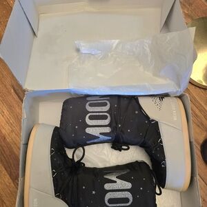 Vintage 80's MOONBOOTS The Original With Box! Pristine Condition! RARE!